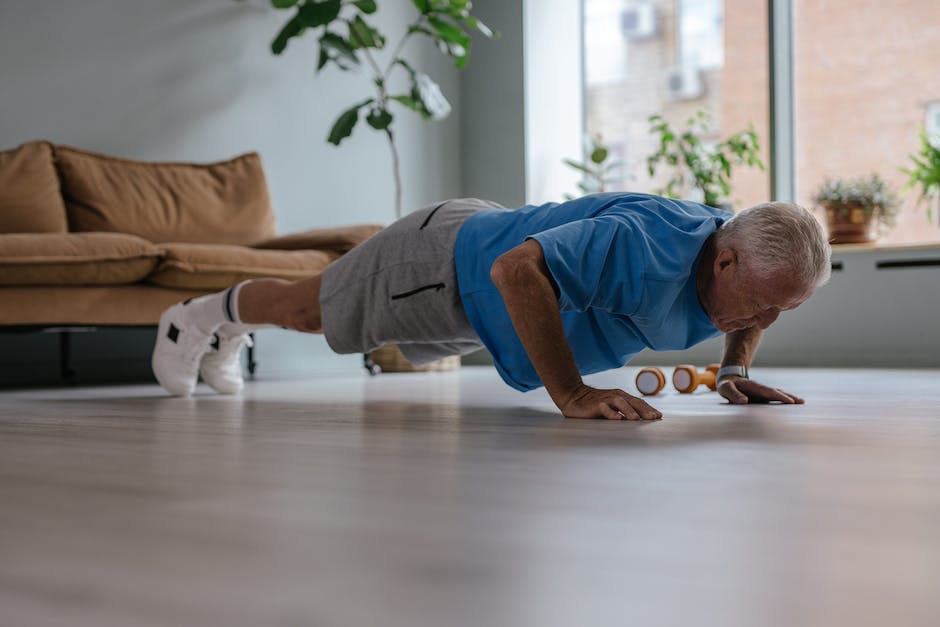 Image depicting an elderly person engaging in physical exercise, representing the importance of lifestyle changes for stroke prevention in the elderly.